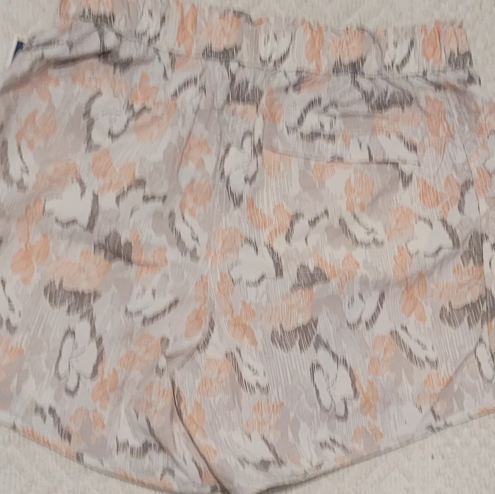 Free People Movement In The Wild Printed Shorts Ivory Combo - Picture 12 of 15
